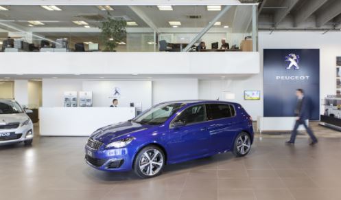 VN - Las ventas de coches suben un 1,1% en julio hasta 118.000 unidades
